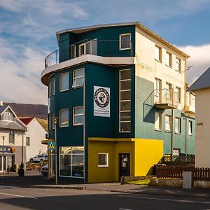 Westman Islands Inn Vestmannaøerne Exterior photo