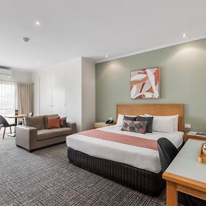 Best Western Geelong Motor Inn & Serviced Apartments Exterior photo