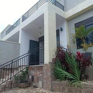 Injishi Luxe House Lejlighed Kigali Exterior photo