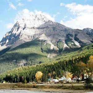 Cozy Cove Retreat In The Rockies Lejlighed Dead Mans Flats Exterior photo