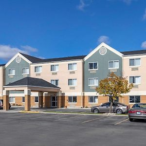 Comfort Inn & Suites Mason City Exterior photo