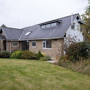 Falcon House Villa Whitworth Exterior photo