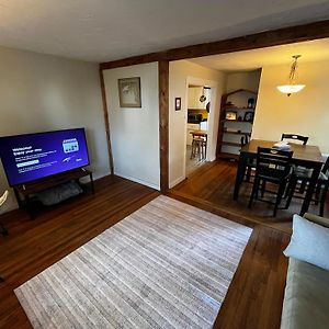 Comfortable And Cozy Apt With Parking Lejlighed Burlington Exterior photo