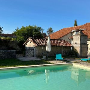 Grande Maison Restauree Avec Piscine Privative, Au Coeur De La Campagne Du Perigord Vert - Fr-1-616-304 Villa Saint-Paul-Lizonne Exterior photo