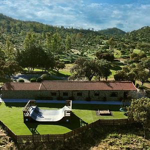 Casa Rural " La Quijada Del Lobo " Pensionat Llerena Exterior photo