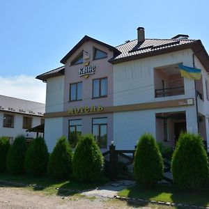 Квінс Hotel Krykhivtsi Exterior photo