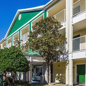 Hometowne Studios Houston West Oaks By Red Roof Exterior photo