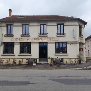 Le Bras D'Or Hotel Varennes-en-Argonne Exterior photo