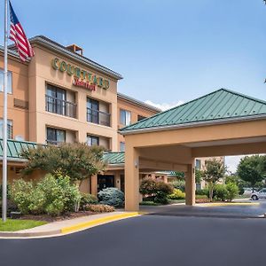 Courtyard By Marriott Frederick Hotel Exterior photo