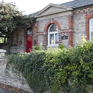 The Old Magistrates Court Bed and Breakfast Melbourn Exterior photo