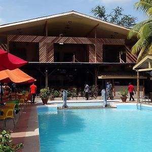 Sir Max Hotel Kumasi Exterior photo