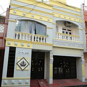 La Maison Radha Bed and Breakfast Puducherry Exterior photo