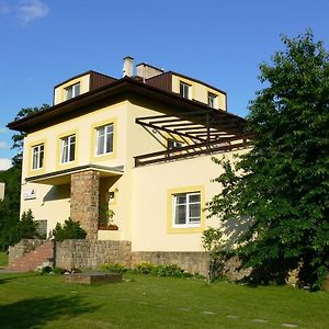 Penzion Tovarnikova Vila Hotel Skuhrov nad Belou Room photo