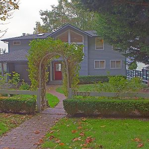 Four Stone Beach House Villa Vashon Exterior photo