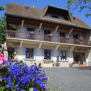 La Maison Du Chevalier Bed and Breakfast Marat Exterior photo