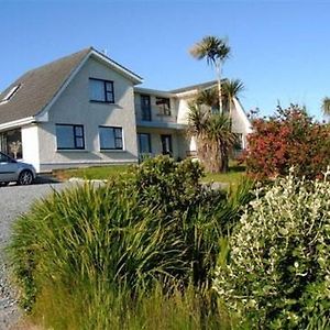 Decourcey'S Hazelbrook Farmhouse B&B Cleggan Exterior photo