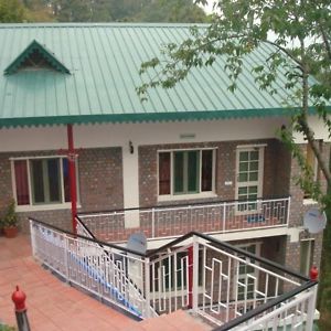 Una Homestay Mahal Farm Kasauli Exterior photo