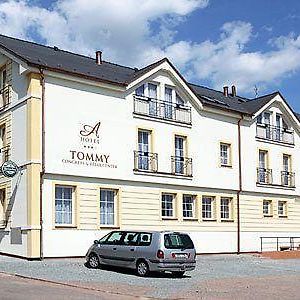 Hotel Tommy Wellness & Spa Náchod Exterior photo