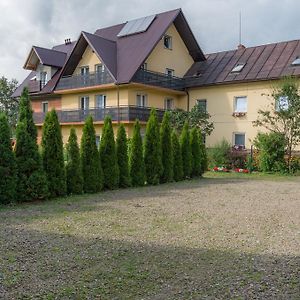 Osrodek Wypoczynkowy "Jak U Mamy" Hotel Mszana Dolna Exterior photo