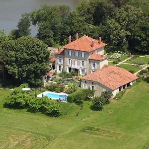 Chateau De Lahitte Bed and Breakfast Vergoignan Exterior photo