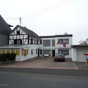 Historisches Fachwerkhaus Villa Reifferscheid  Exterior photo