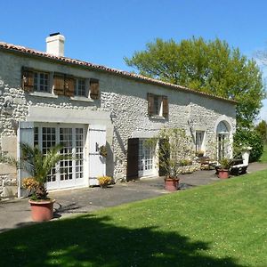 La Bribaudonniere Bed and Breakfast Saint-Palais-de-Phiolin Exterior photo