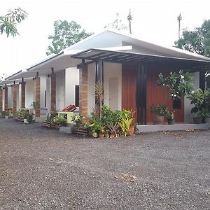 The House At Pranburi Hotel Exterior photo