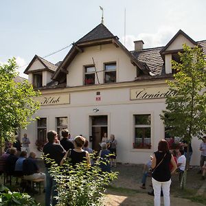 Penzion Ctrnactka Hotel Rataje nad Sázavou Exterior photo