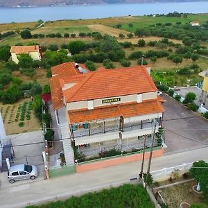 Panorama Lejlighedshotel Lixouri Exterior photo