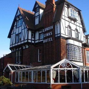 Lundin Links Hotel St Andrews Exterior photo