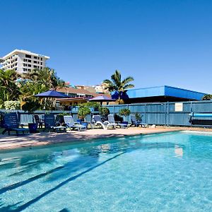 Cheltenham Apartments Caloundra Exterior photo