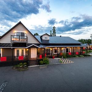 Auberge Amerilys Hotel Rivière-du-Loup Exterior photo