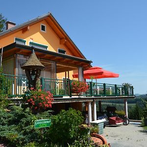 Gaestehaus Schmid Lejlighed Sankt Johann im Saggautal Exterior photo