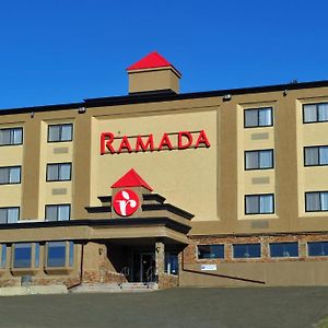 Ramada By Wyndham Williams Lake Hotel Exterior photo