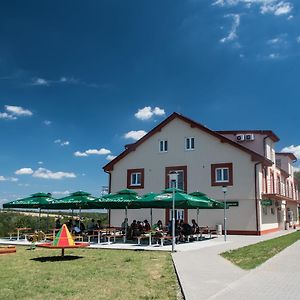 Penzion U Vyra Hotel Vyrovice Exterior photo