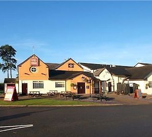 Charnwood Arms Hotel Coalville Exterior photo