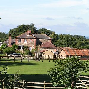 Blounts Court Farm Bed and Breakfast Devizes Exterior photo