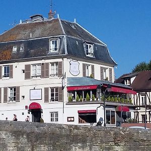 Le Cabouillet Hotel LʼIsle-Adam Exterior photo