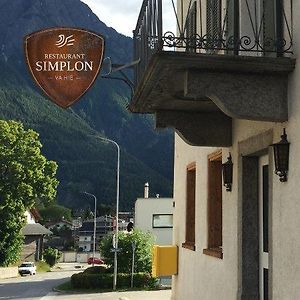 Gasthaus - Restaurant Simplon Va Hie Hotel Brig-Glis Exterior photo