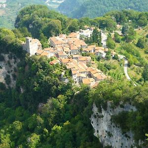 Tuscan Hilltop Hotel Motrone Exterior photo