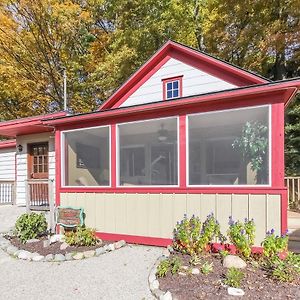 The Swallow Villa Saugatuck Exterior photo