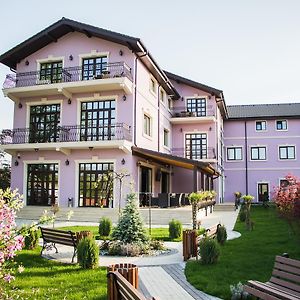 Marigab Lejlighedshotel Turceni Exterior photo