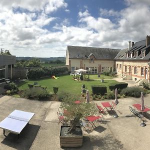 Ferme Du Chateau Hotel Monampteuil Exterior photo