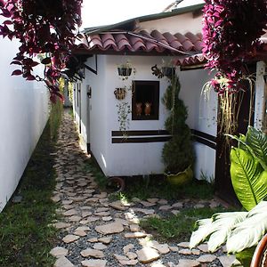 Hotel San Judas Tadeo II Antigua Exterior photo