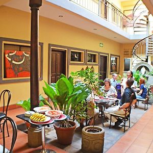 Hotel Los Balcones De Chinandega Exterior photo