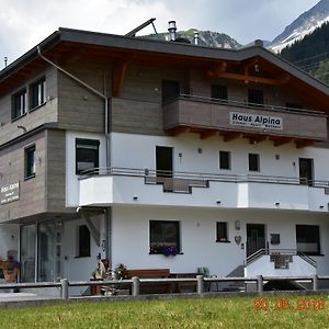 Gaestehaus Alpina Hotel St Anton am Arlberg Exterior photo