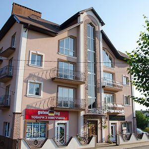 Triumph Lejlighedshotel Skhidnytsia Exterior photo