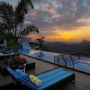 The Panoramic Getaway Hotel Munnar Exterior photo