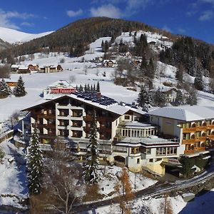 Wohlfuehl & Genusshotel Felsenhof Bad Kleinkirchheim Exterior photo