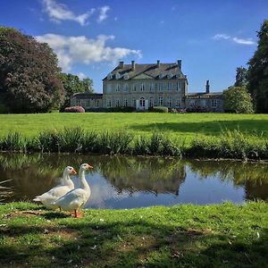 Chateau De Bouceel Bed and Breakfast Vergoncey Exterior photo